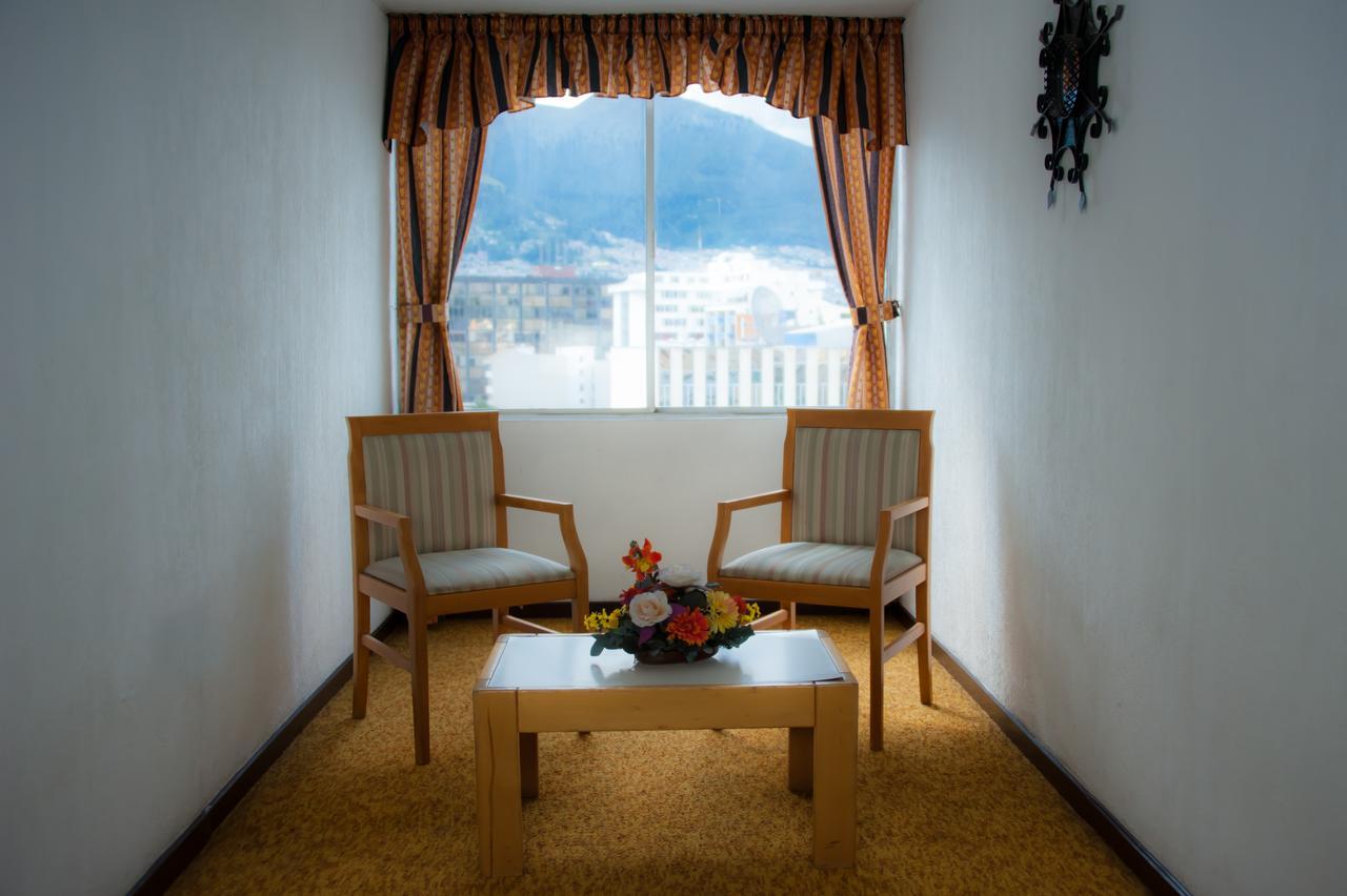 Hotel 6 De Diciembre Quito Kültér fotó